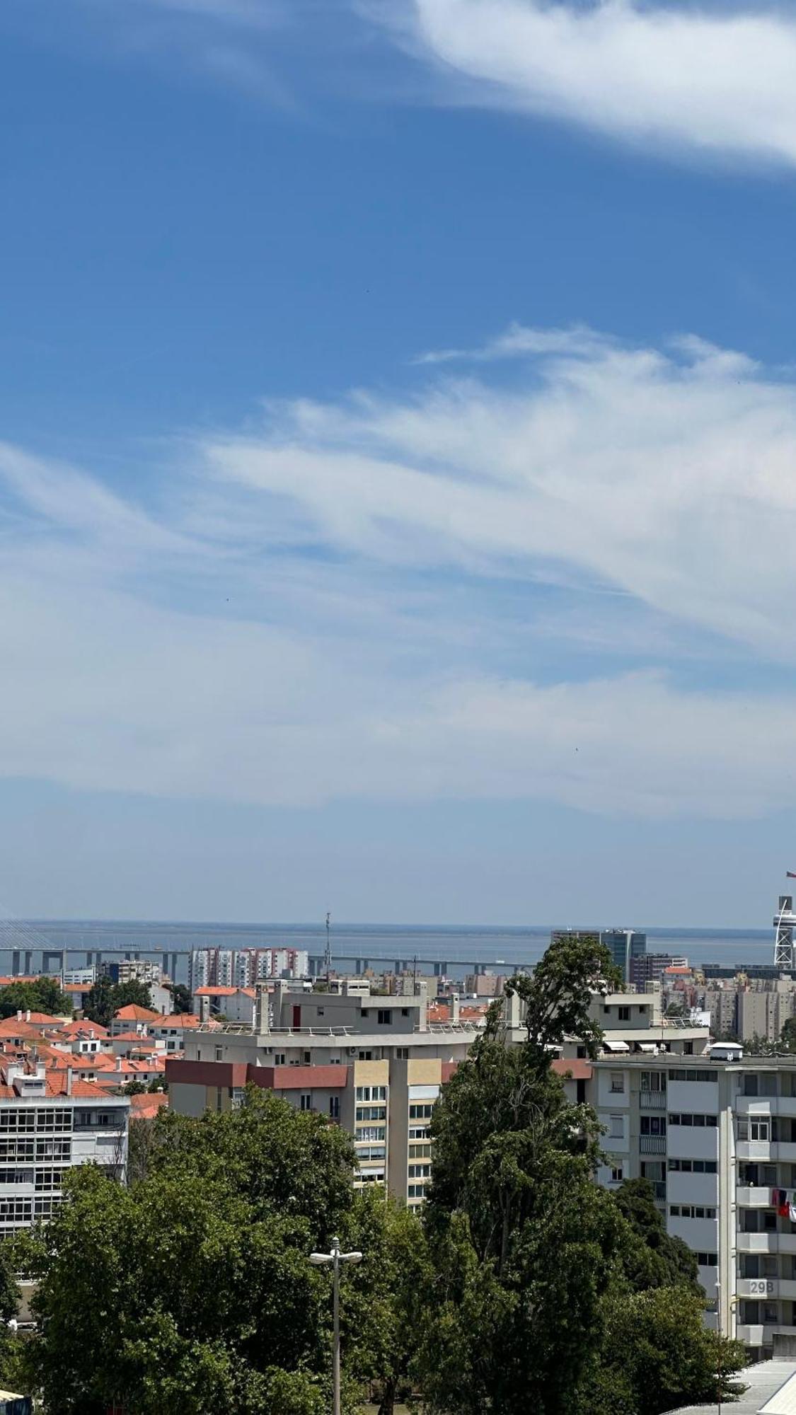 Quarto Aeroporto Lisbon Exterior photo